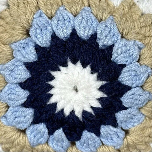 Crocheted Granny Square Purse Crossbody Bag Handbag Lined - BOHO/Vintage STYLE - Picture 4 of 9